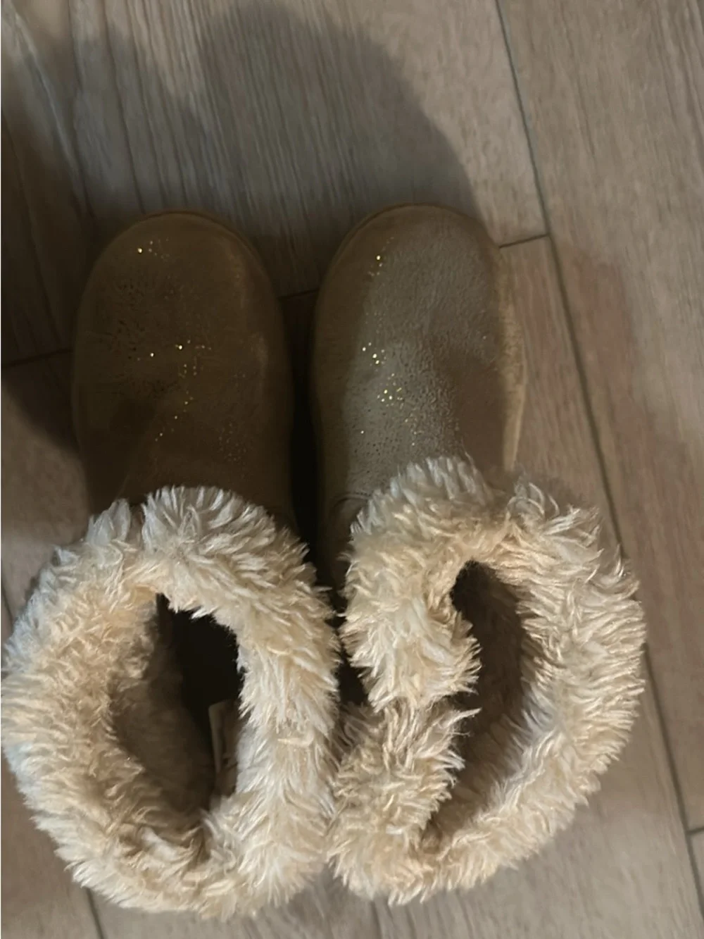 Cat & Jack Kids Cozy Boots in Black and Cream Sparkle